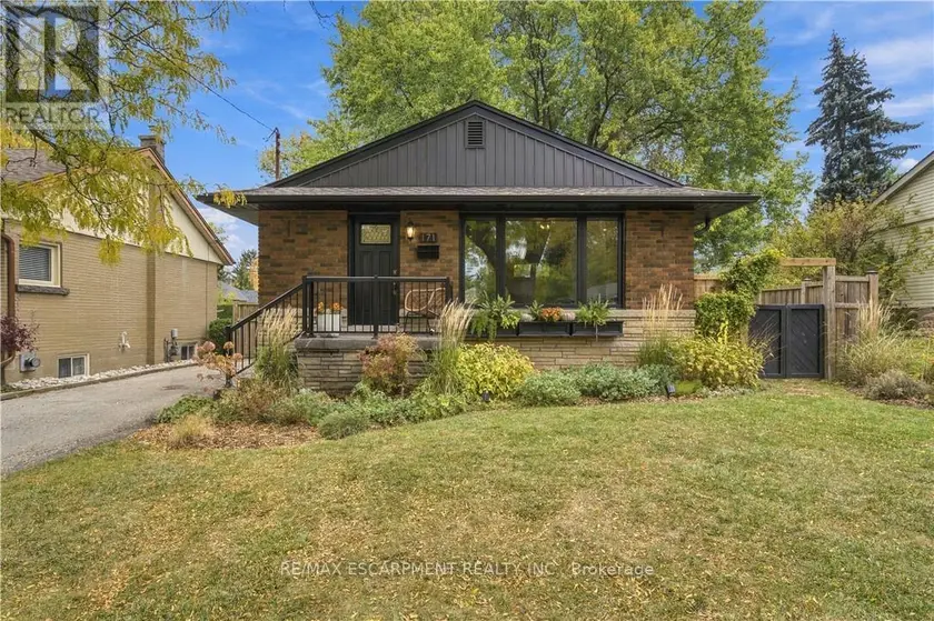 Detached at 171 WEST 25TH STREET, Hamilton