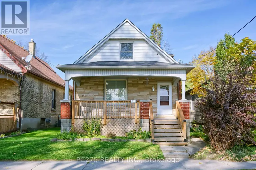 Detached at 670 TRAFALGAR STREET, London