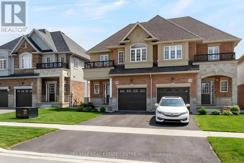 Semi-Detached/Link at 74 BOBOLINK ROAD, Hamilton