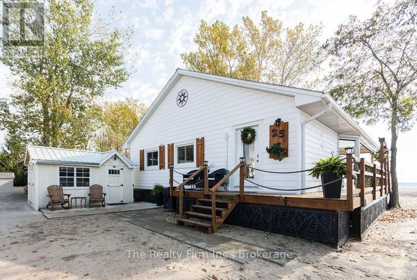 Detached at 25 ERIE BOULEVARD, Norfolk