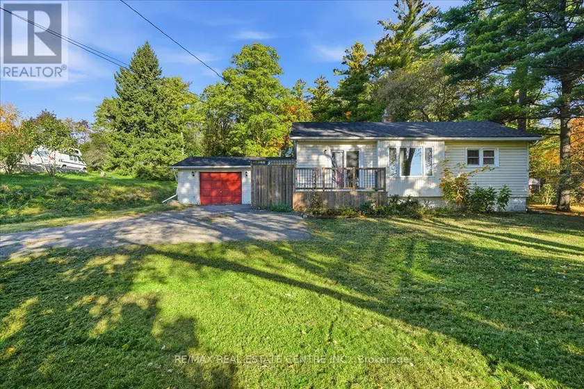 Detached at 15282 COUNTY ROAD 2, Brighton