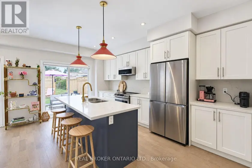 Semi-Detached/Link at 60 STARLING DRIVE, Hamilton