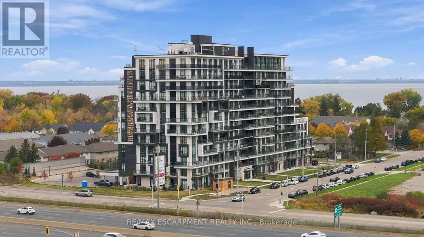 Apartment at 206 - 461 GREEN STREET, Hamilton