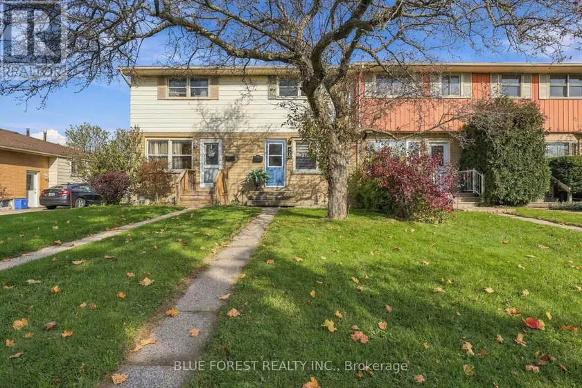 Townhouse at 420 FOREST AVENUE, St. Thomas