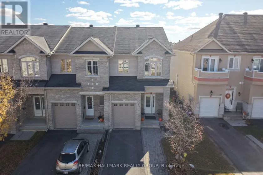 Townhouse at 147 WHISPERING WINDS WAY, Ottawa