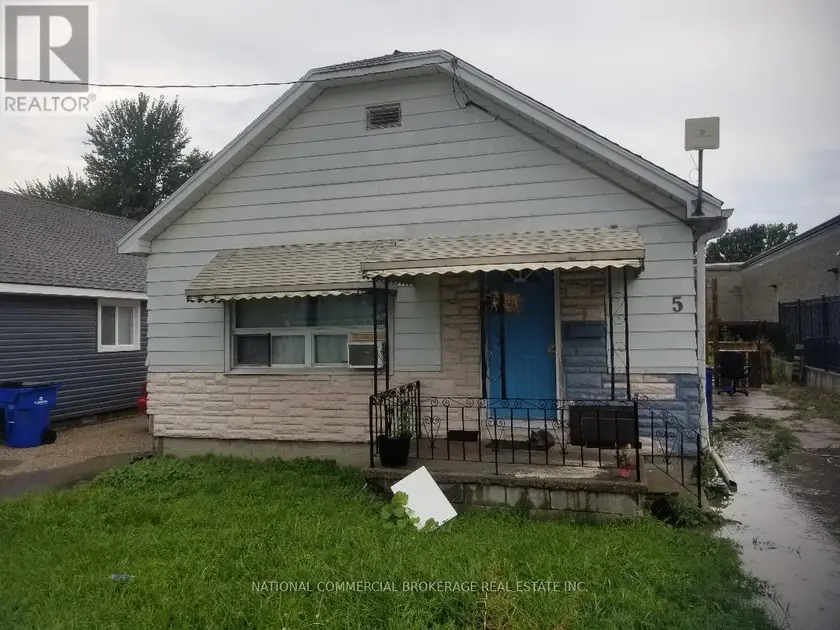 Detached at 5 ARNOLD STREET, Chatham-Kent