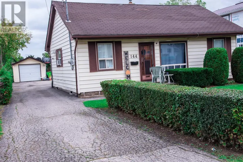 Detached at 144 GREEN ROAD, Hamilton